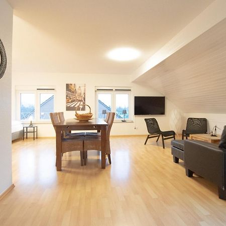 Raj Living - 1 , 3 And 4 Room Apartments - 20 Min Messe Dus & Airport Dus Meerbusch Esterno foto