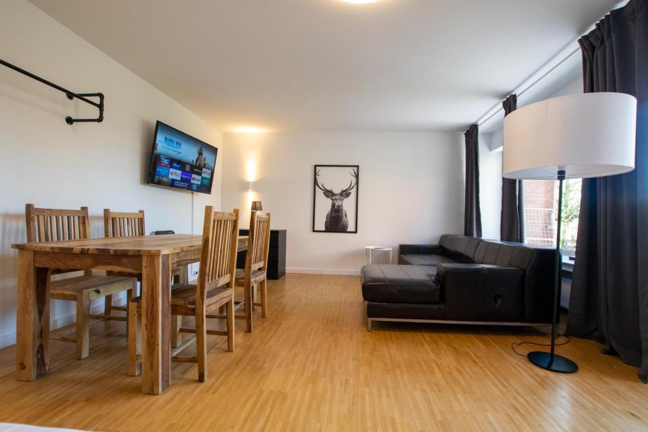 Raj Living - 1 , 3 And 4 Room Apartments - 20 Min Messe Dus & Airport Dus Meerbusch Esterno foto