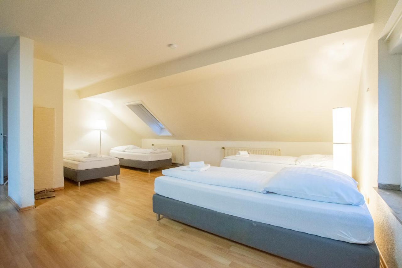 Raj Living - 1 , 3 And 4 Room Apartments - 20 Min Messe Dus & Airport Dus Meerbusch Esterno foto