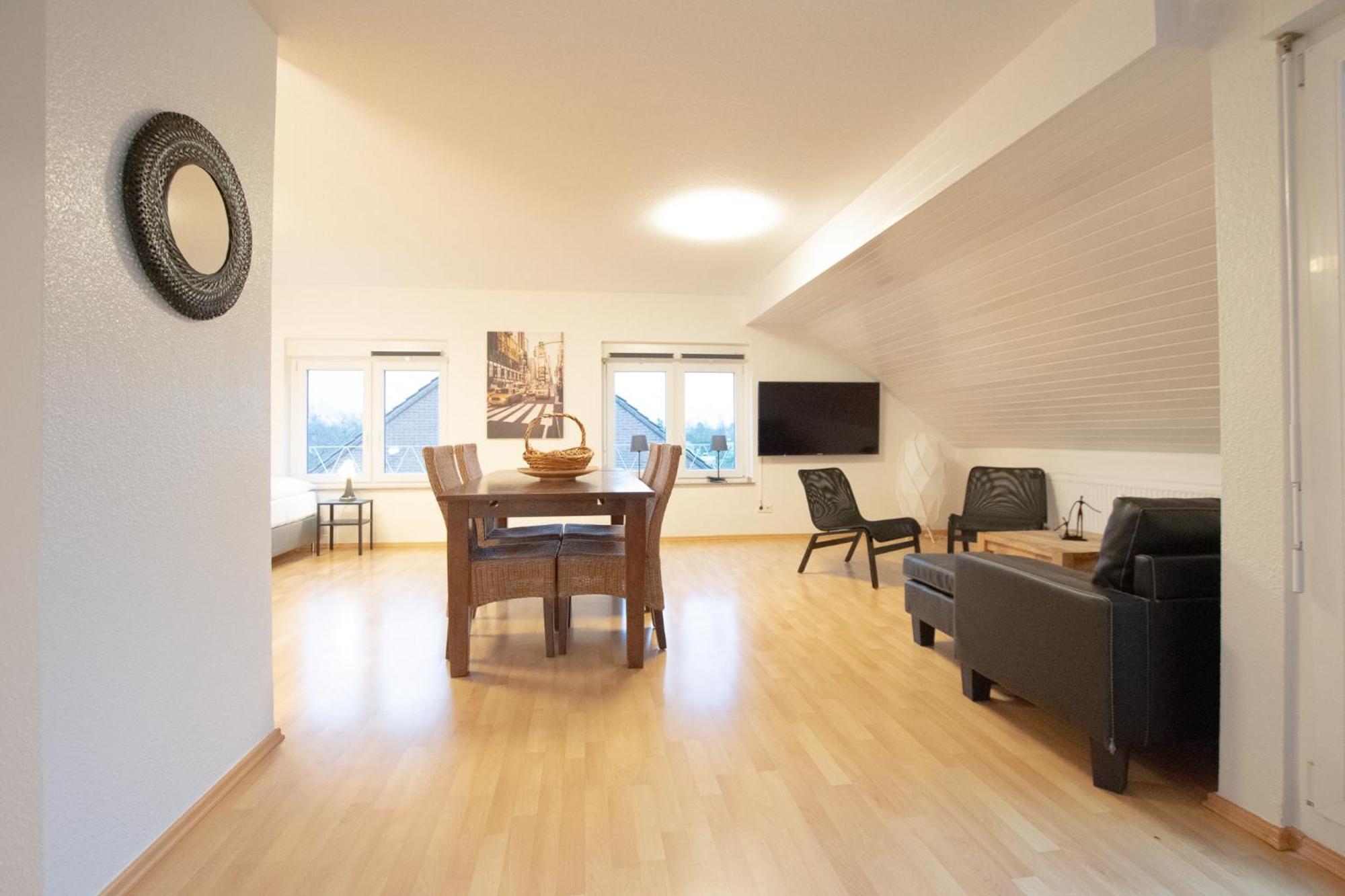Raj Living - 1 , 3 And 4 Room Apartments - 20 Min Messe Dus & Airport Dus Meerbusch Esterno foto