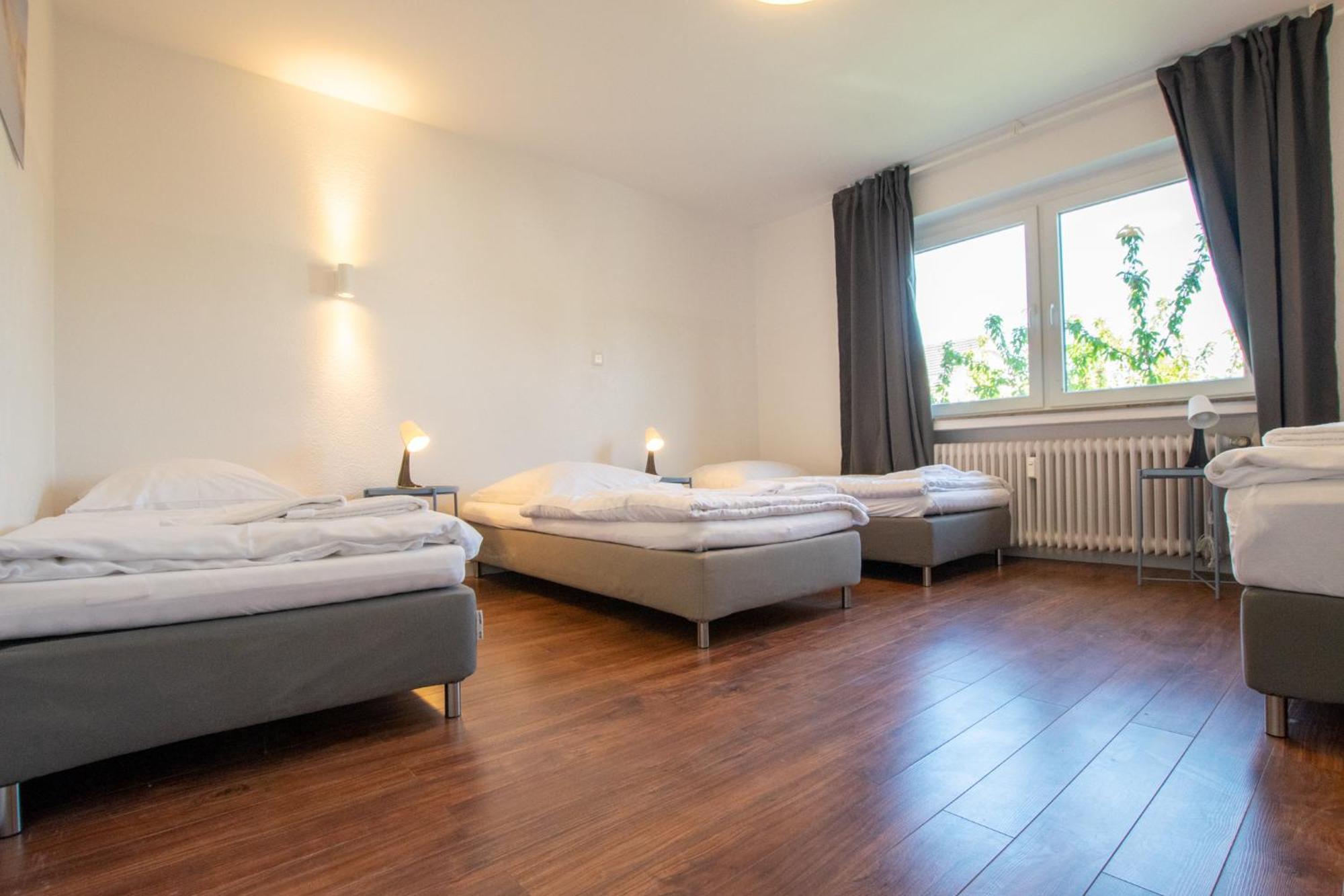 Raj Living - 1 , 3 And 4 Room Apartments - 20 Min Messe Dus & Airport Dus Meerbusch Esterno foto