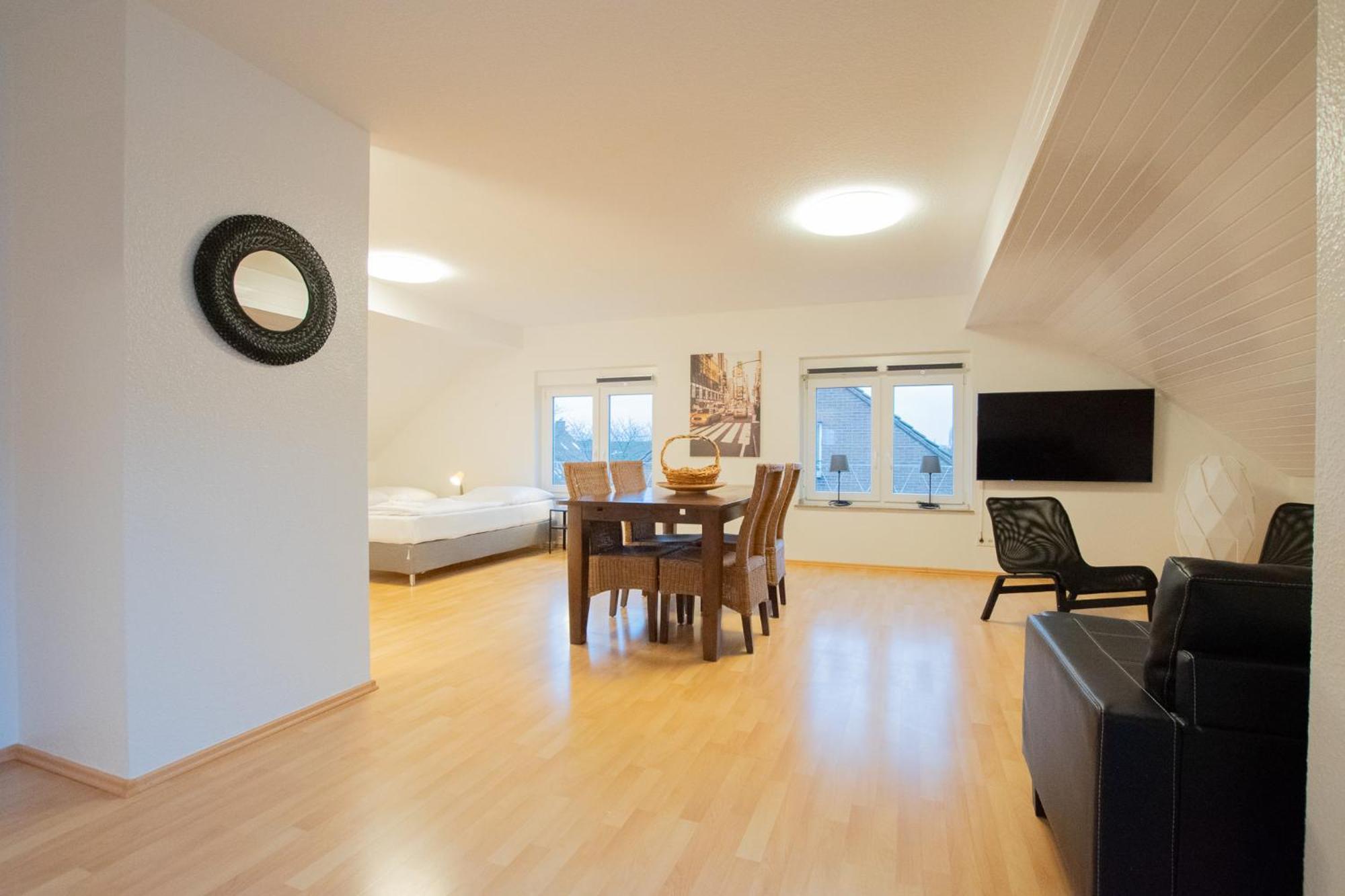 Raj Living - 1 , 3 And 4 Room Apartments - 20 Min Messe Dus & Airport Dus Meerbusch Esterno foto